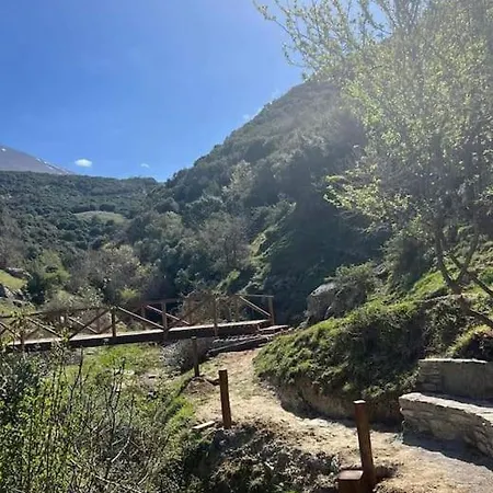 το αρχοντικό της βέτας στον όλυμπο! Holiday home Kokkinopilos